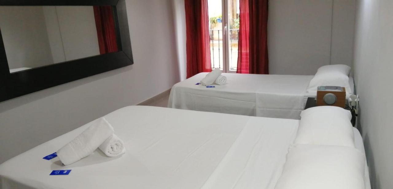 Hostal Oxum Madryt Zewnętrze zdjęcie