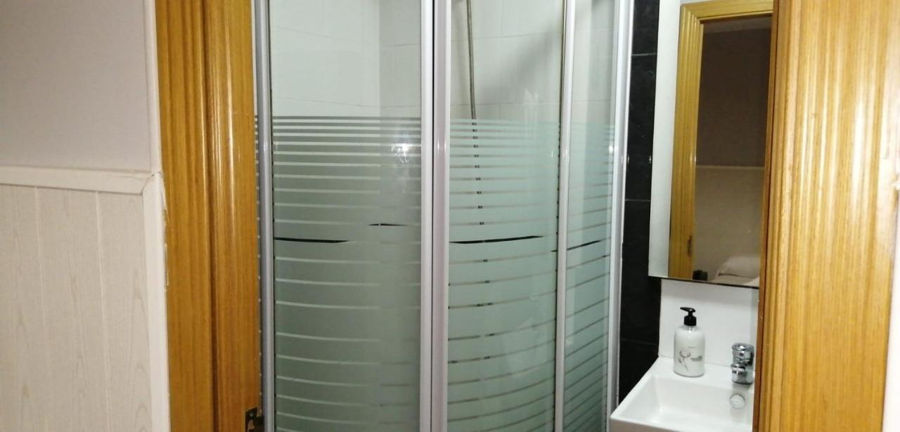 Hostal Oxum Madryt Zewnętrze zdjęcie