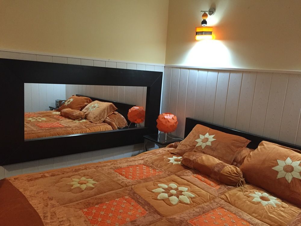 Hostal Oxum Madryt Zewnętrze zdjęcie